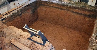 Строительство погреба Элиста цена от 14595 руб.