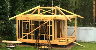 Сарай из бруса 100х100 в Элисте - строительство под ключ | Строй-Элс от 41700 руб.